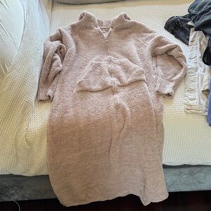 Barefoot Dreams Cozy Hooded Zip-Up Robe